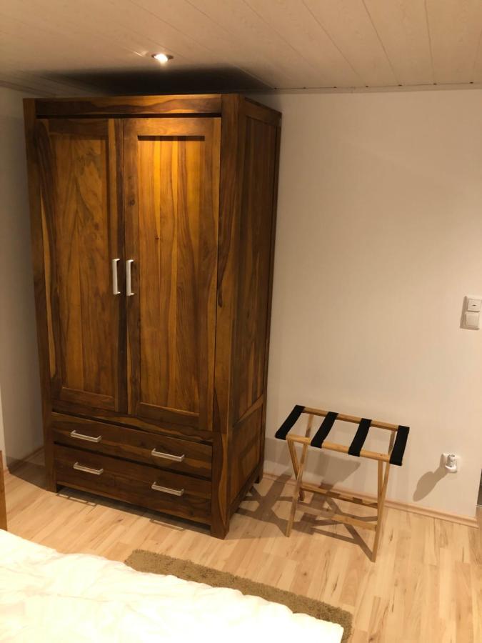 Loft Mit 2 Schlafzimmern Und E- Ladestation Apartment Fuerth Luaran gambar