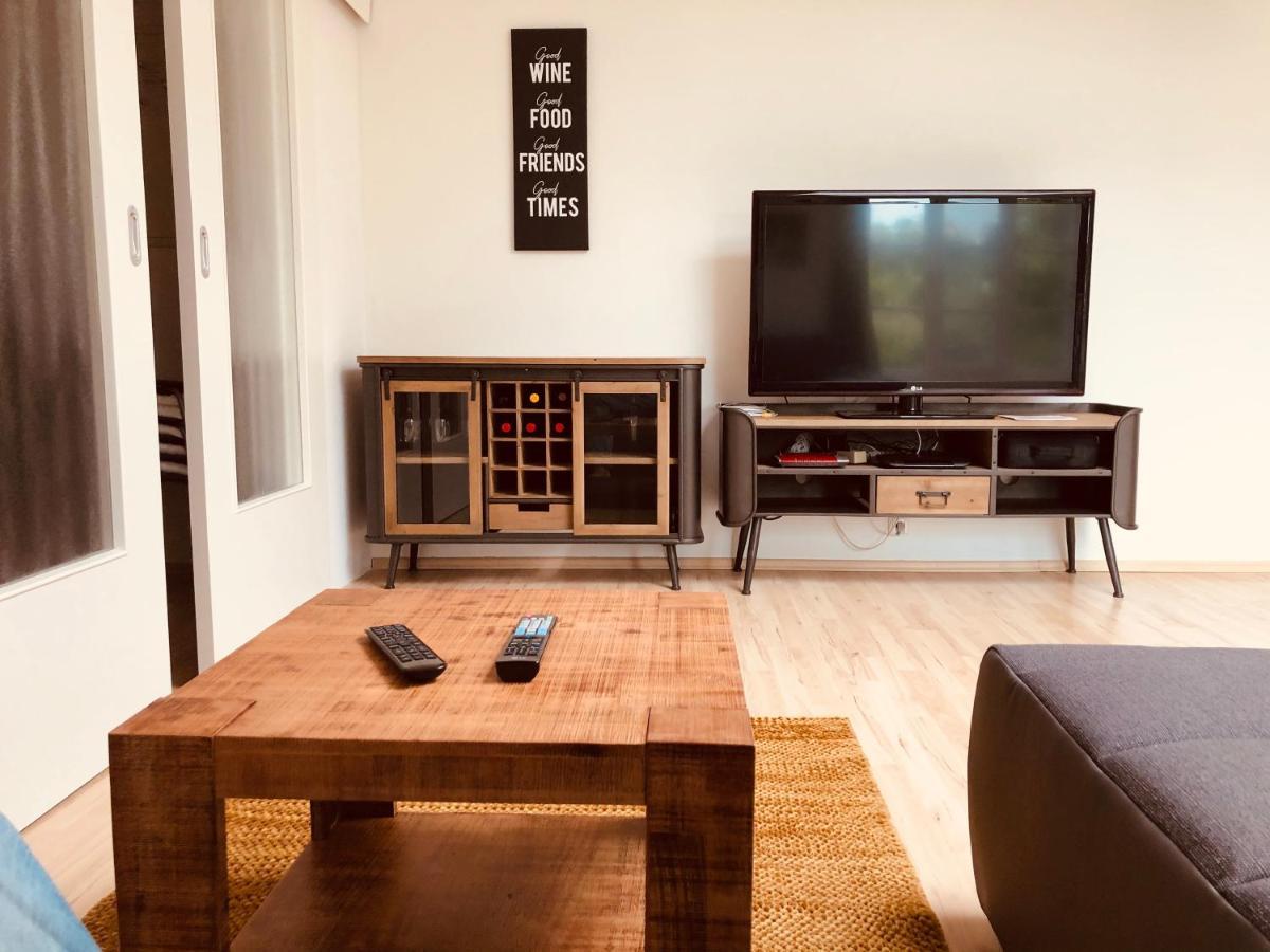 Loft Mit 2 Schlafzimmern Und E- Ladestation Apartment Fuerth Luaran gambar