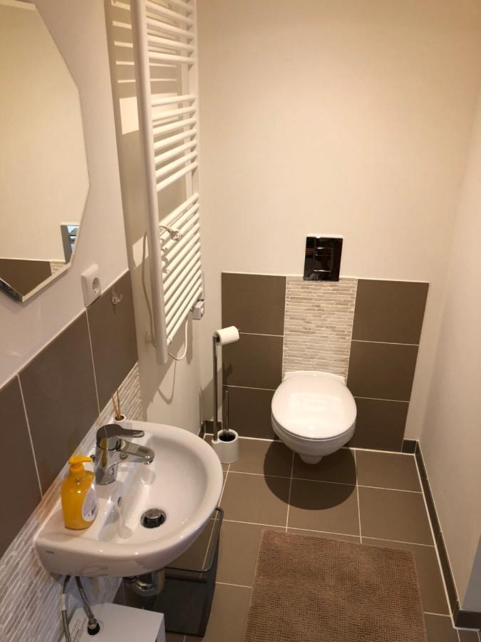 Loft Mit 2 Schlafzimmern Und E- Ladestation Apartment Fuerth Luaran gambar