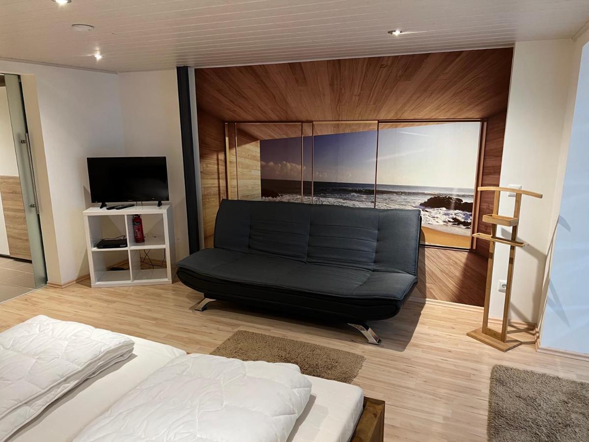 Loft Mit 2 Schlafzimmern Und E- Ladestation Apartment Fuerth Luaran gambar