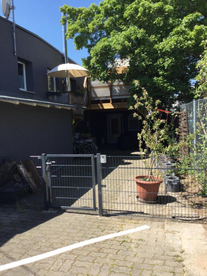 Loft Mit 2 Schlafzimmern Und E- Ladestation Apartment Fuerth Luaran gambar