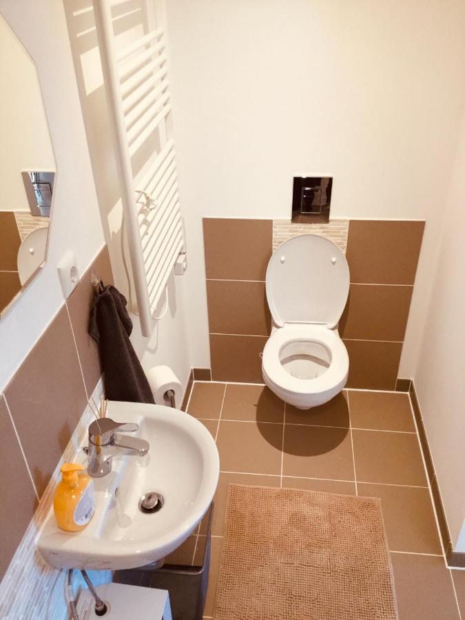 Loft Mit 2 Schlafzimmern Und E- Ladestation Apartment Fuerth Luaran gambar